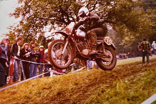 75-Jawa-Suro2 75-Jawa-Suro2